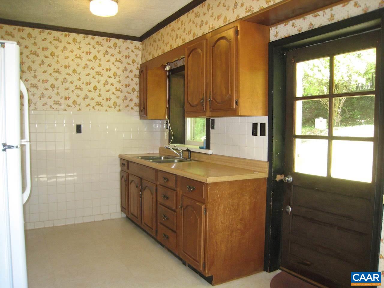 2561 Castle Rock Road Afton, VA 22920 - Photo 17 of 40 Gallery Image 17