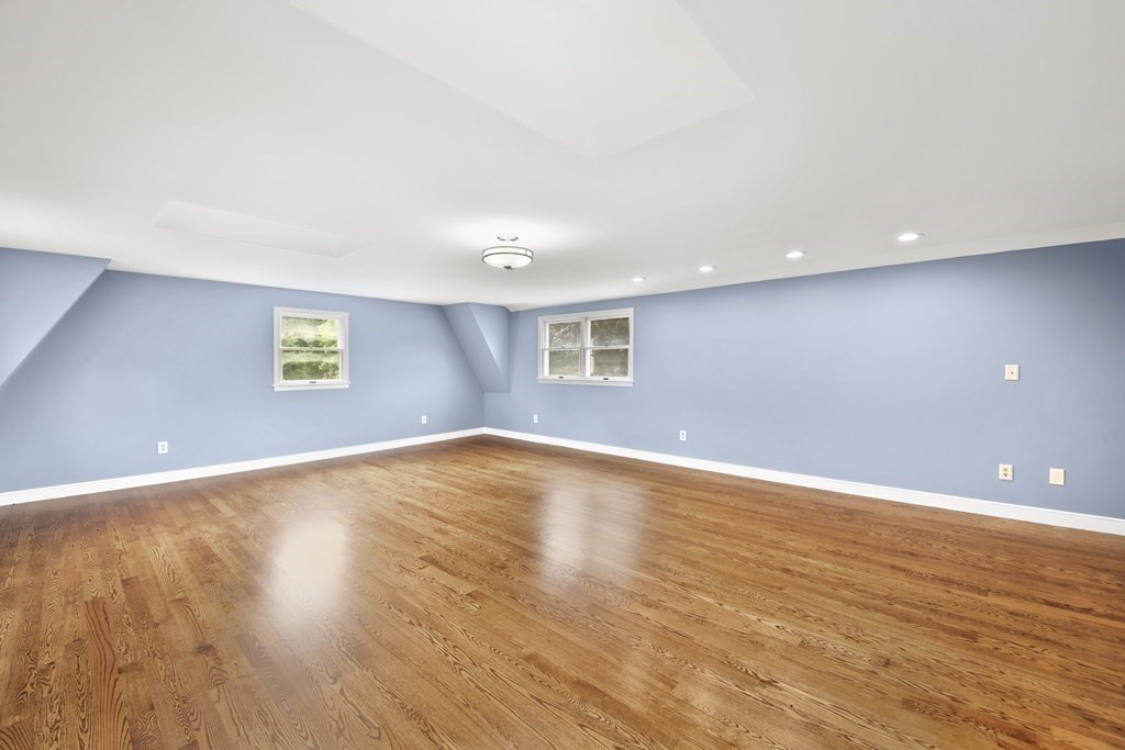 31 Carleton Road Tewksbury, MA 01876 - Photo 26 of 32 Gallery Image 26