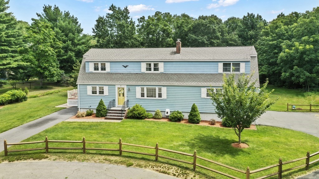 31 Carleton Road Tewksbury, MA 01876 - Photo 3 of 32 Gallery Image 3