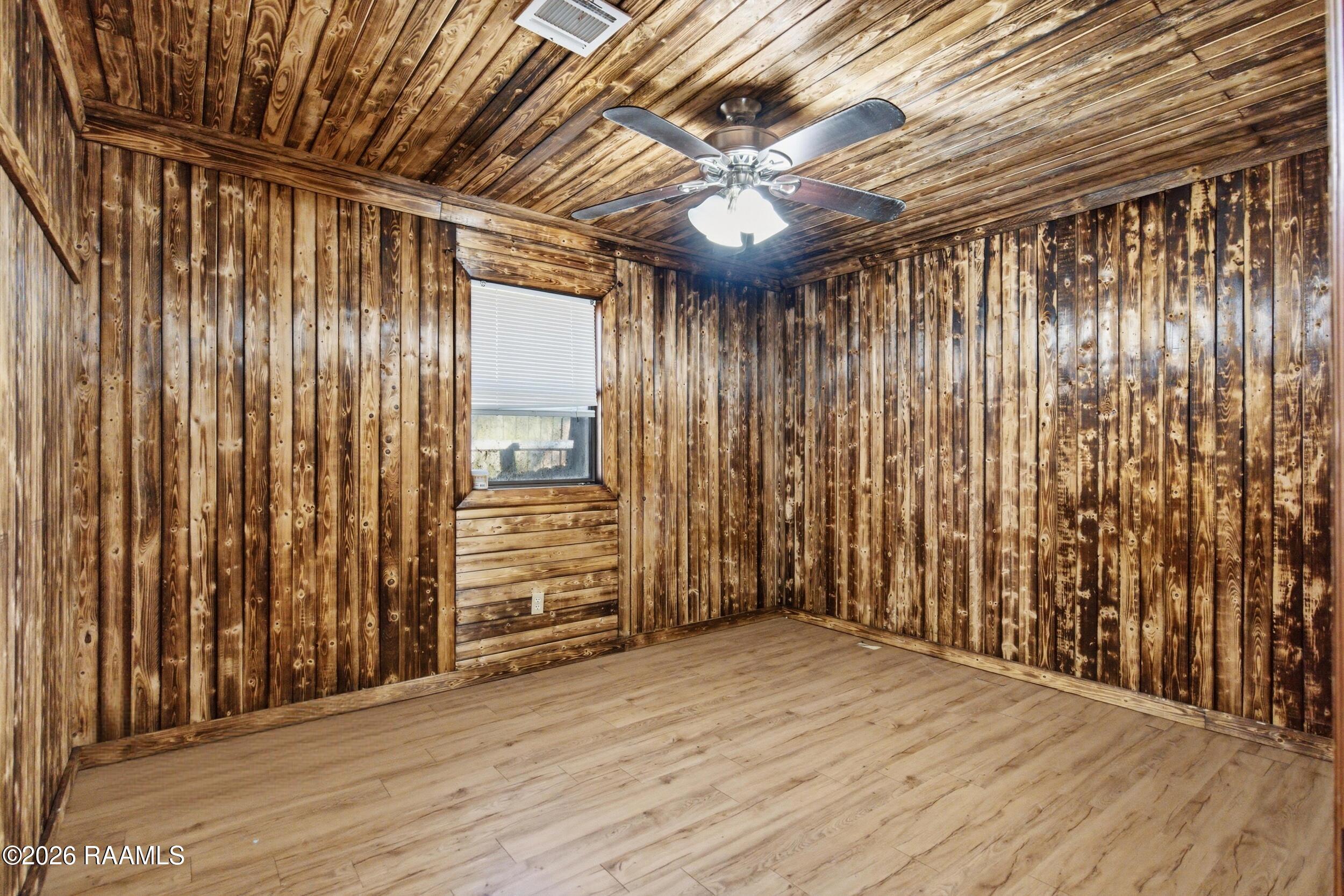 304 Rampart Street Carencro, LA 70520 - Photo 12 of 16 12_dsc00108_autoremove_12074934