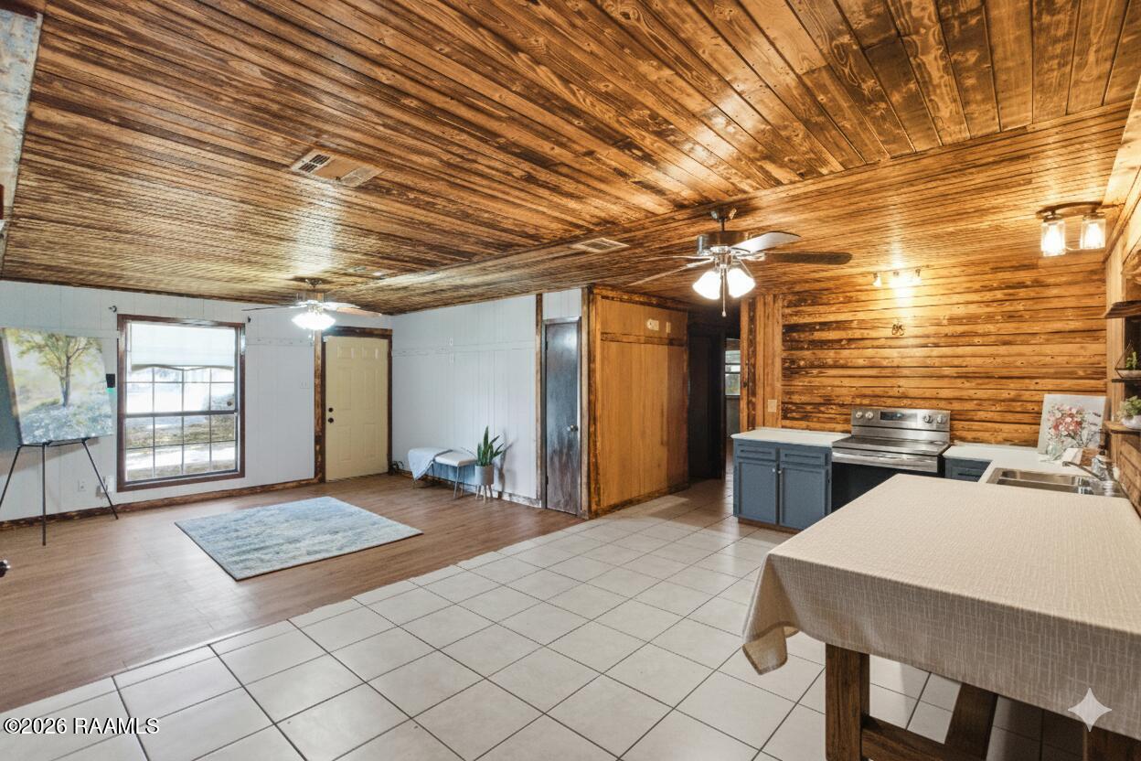 304 Rampart Street Carencro, LA 70520 - Photo 3 of 16 Gemini_Generated_Image_dzyslydzyslydzys