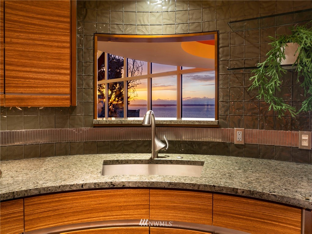 2302 Northwest Blue Ridge Drive Seattle, WA 98177 - Photo 4 of 5 Gallery Image 4