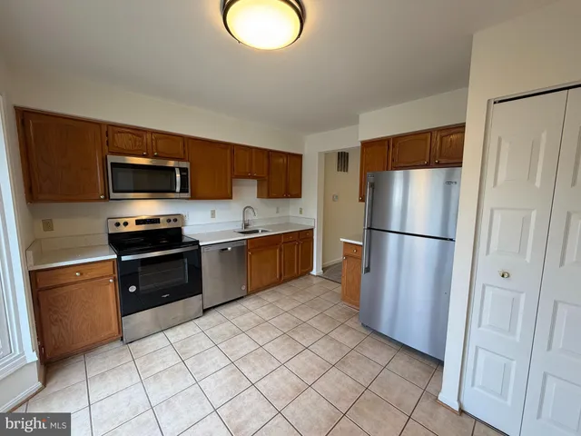 $2,500 | 10740 Brice Court, Fredericksburg, VA 22407