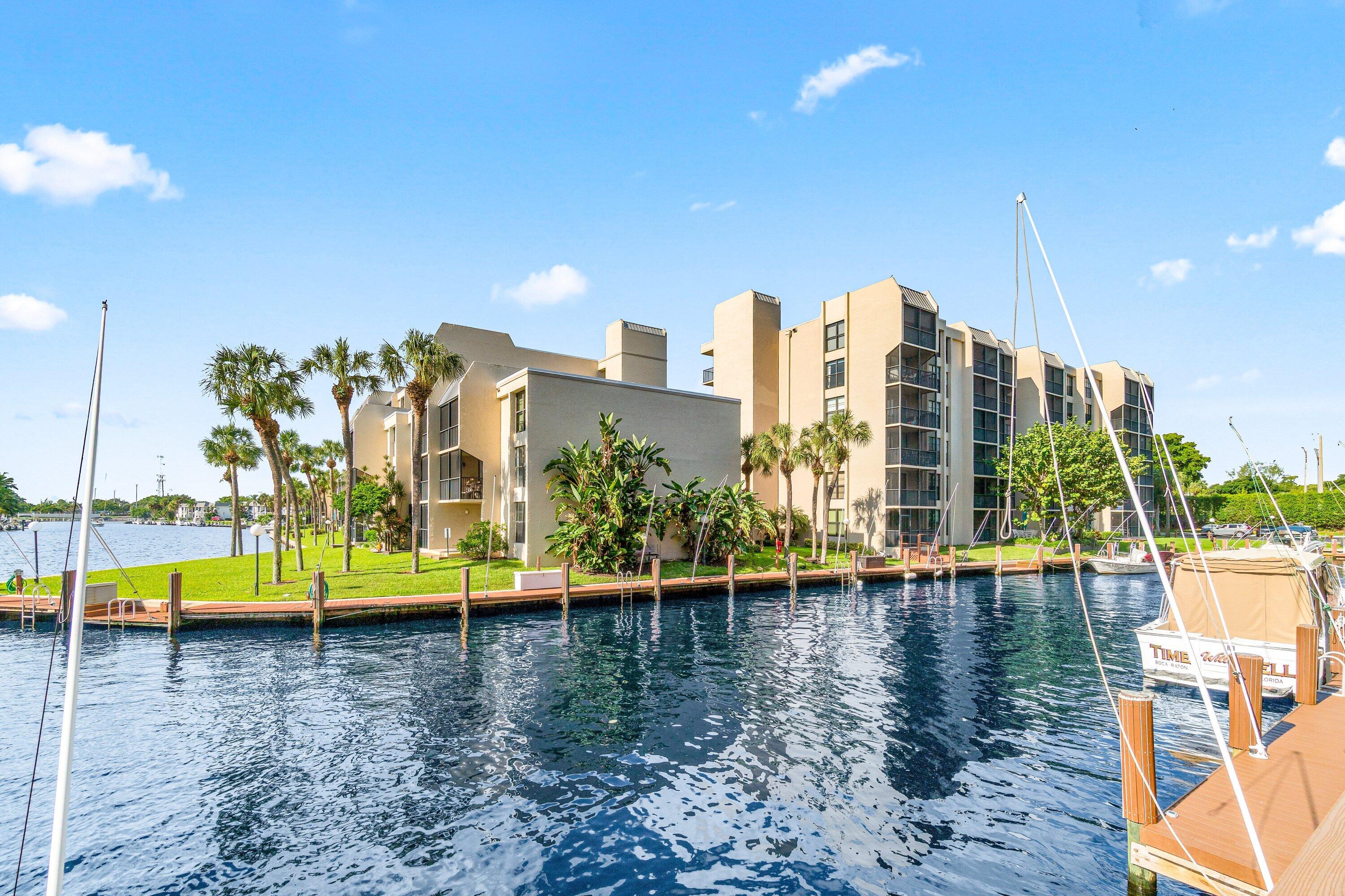 15 Royal Palm Way, Unit 604 Boca Raton, FL 33432 - Photo 30 of 41 a view of a swimming pool with a terrace
