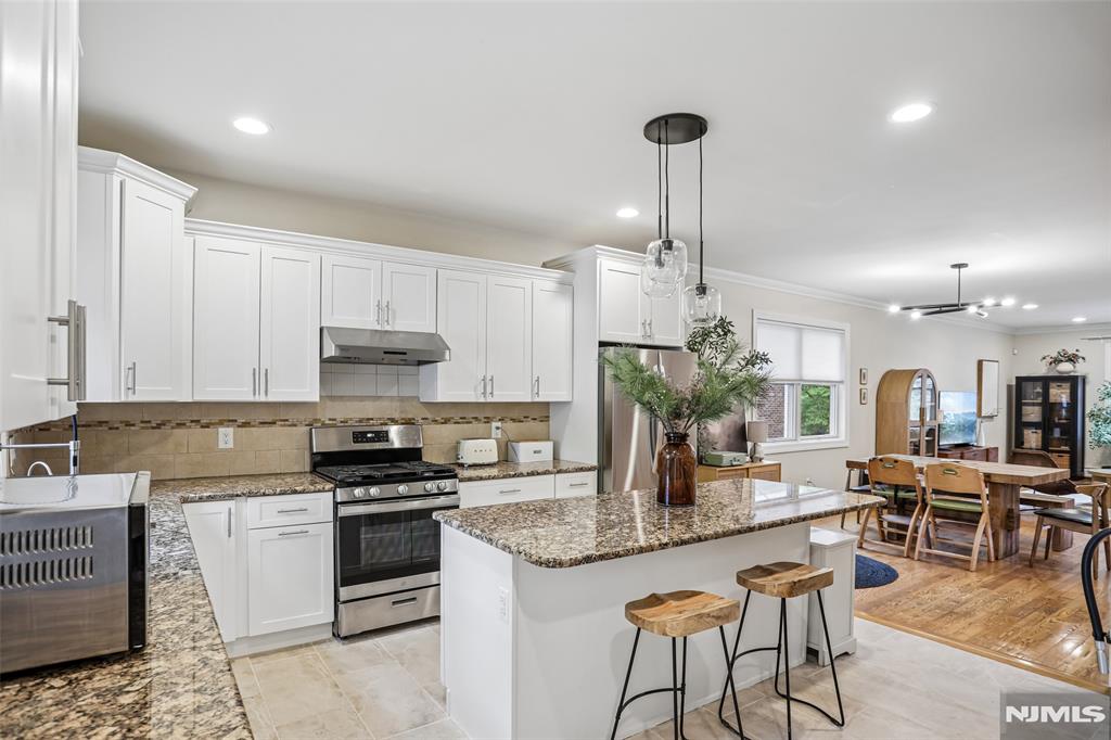 174 Fort Lee Road, Unit B Leonia, NJ 07605 - Photo 8 of 23