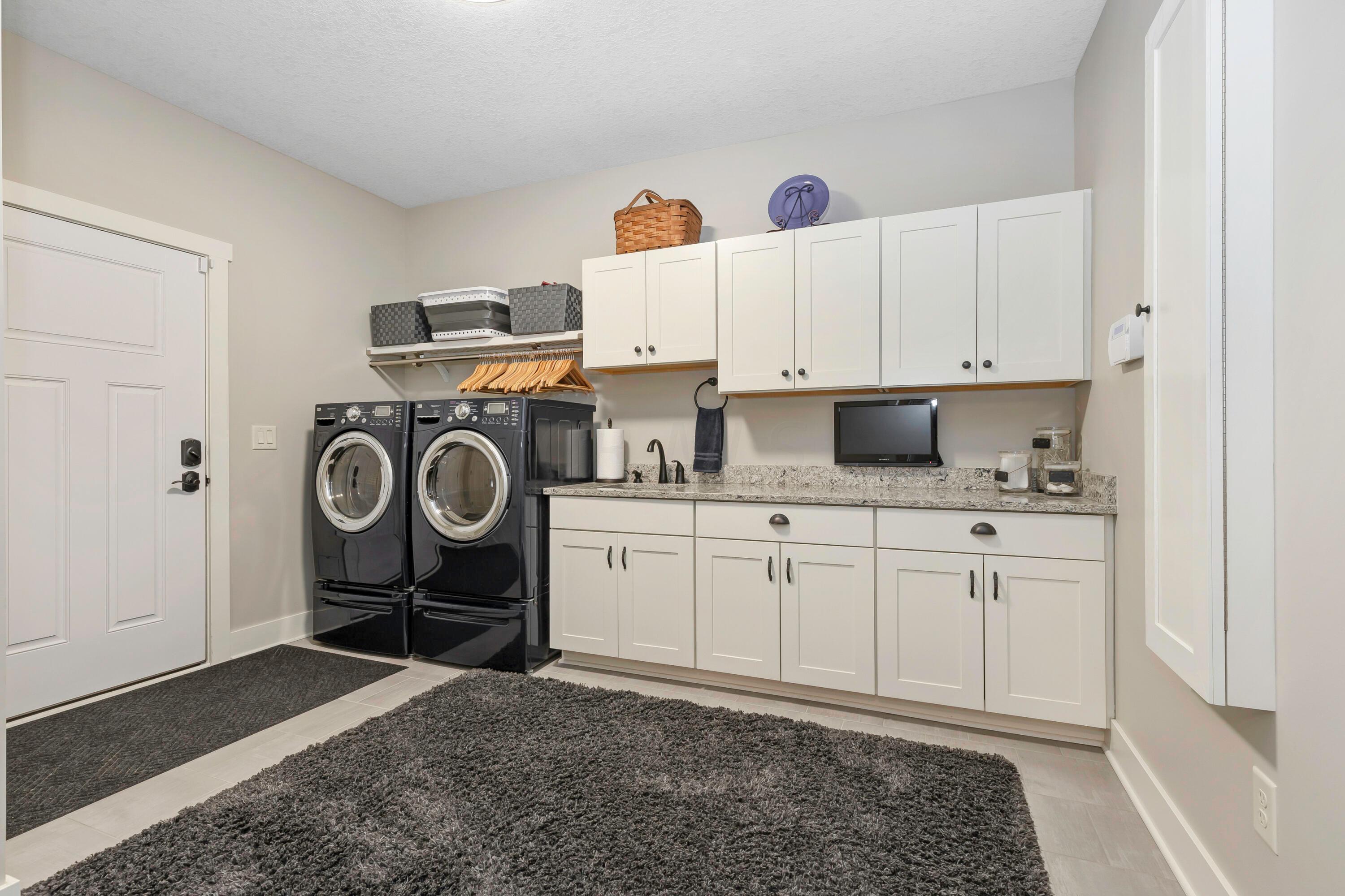 139 Auld Ridge Way Hebron, OH 43025 - Photo 20 of 41 44-LaundryRoom