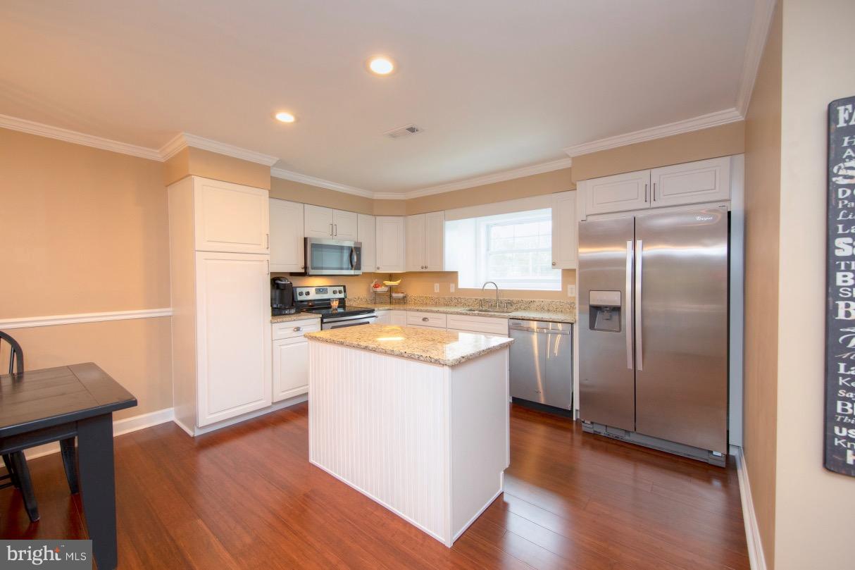 2209 School Road Darlington, MD 21034 - Photo 8 of 30 Kitchen w/ HE SS appliances