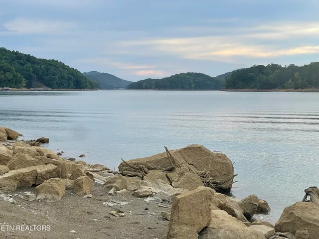 $2,999,999 | 295 Bob Wright Road, Maynardville, TN 37807