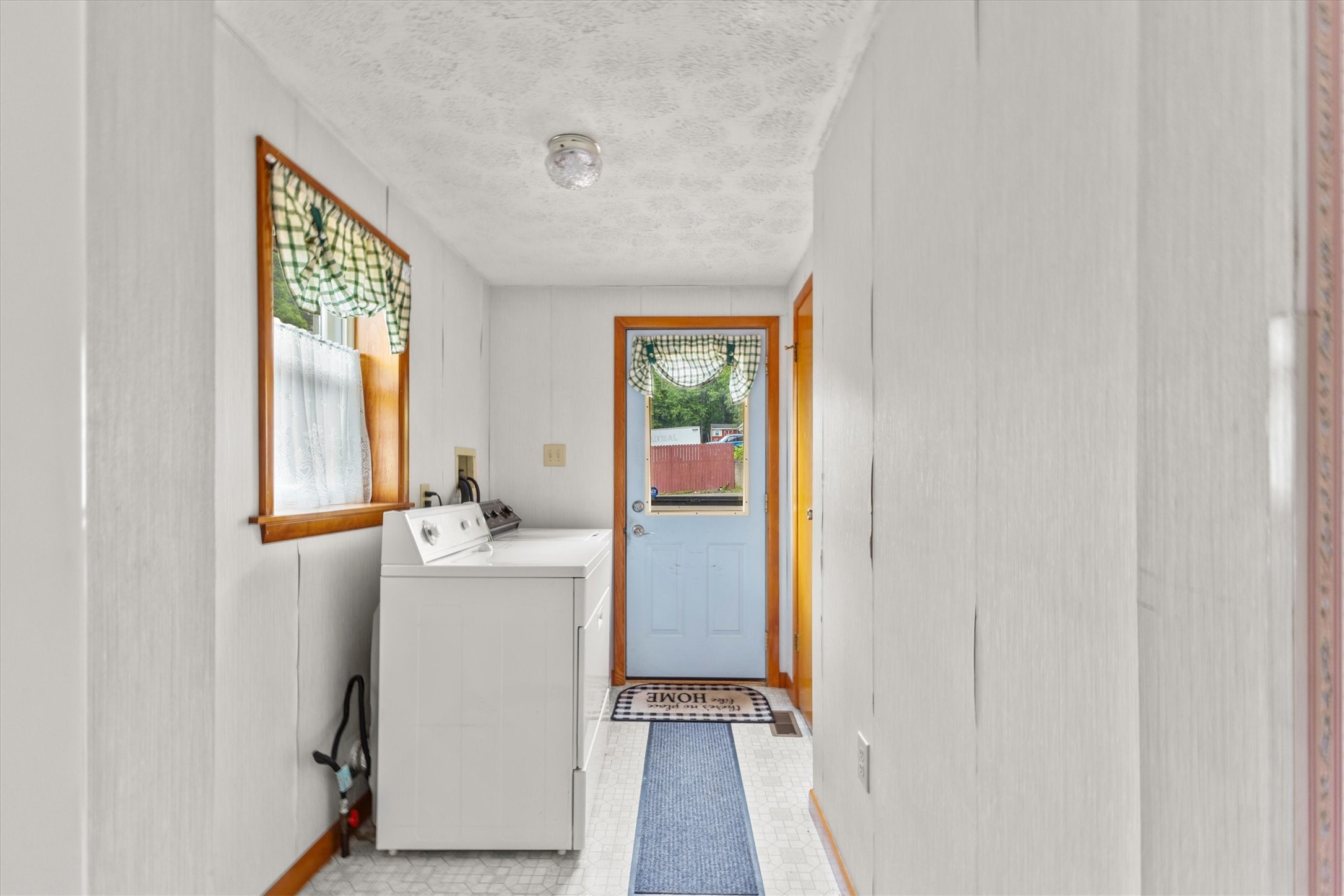 181 Smith Hill Road Binghamton, NY 13905 - Photo 5 of 20