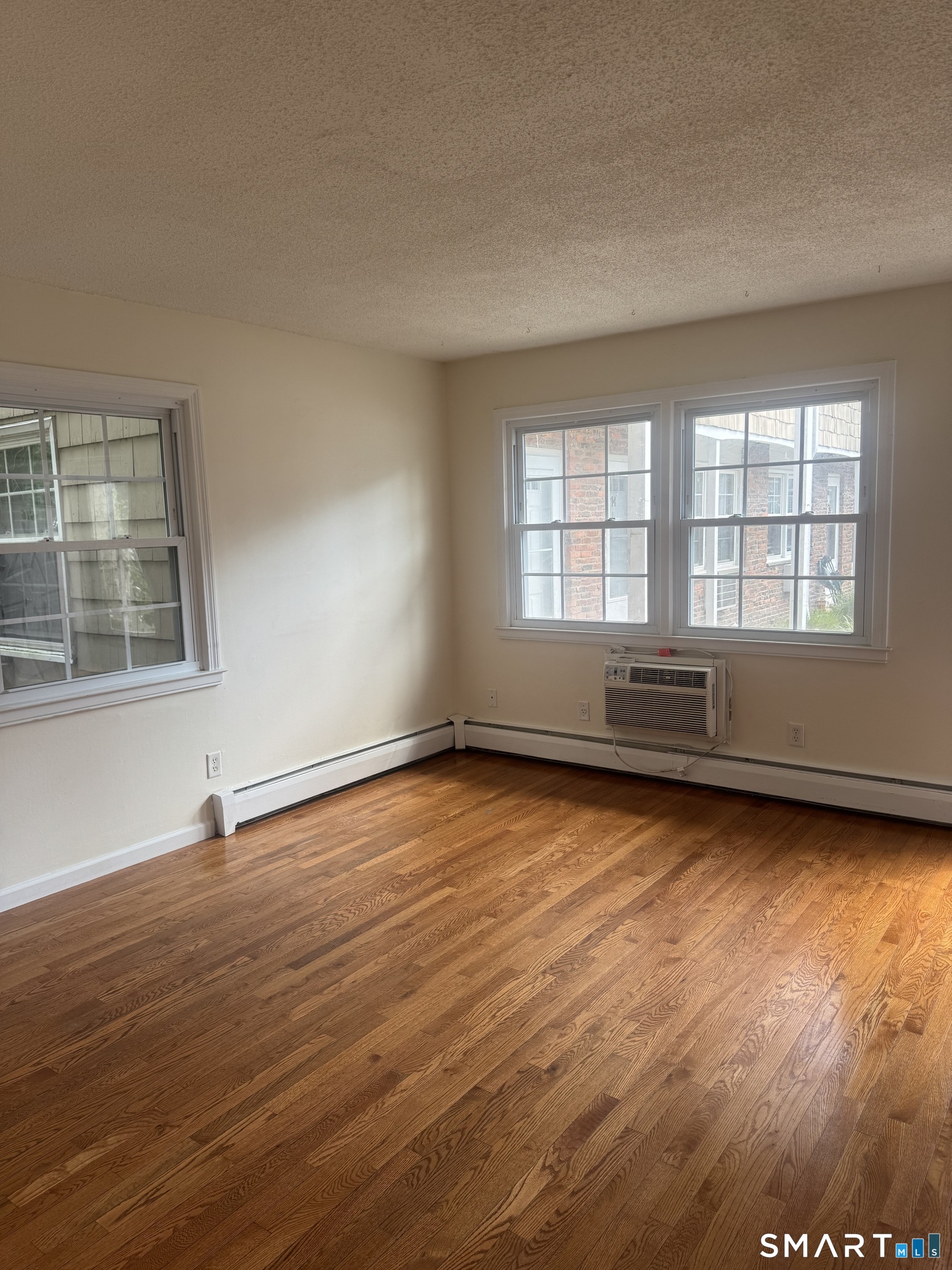 116 Commerce Street, Unit 16 Clinton, CT 06413 - Photo 2 of 19 Gallery Image 2