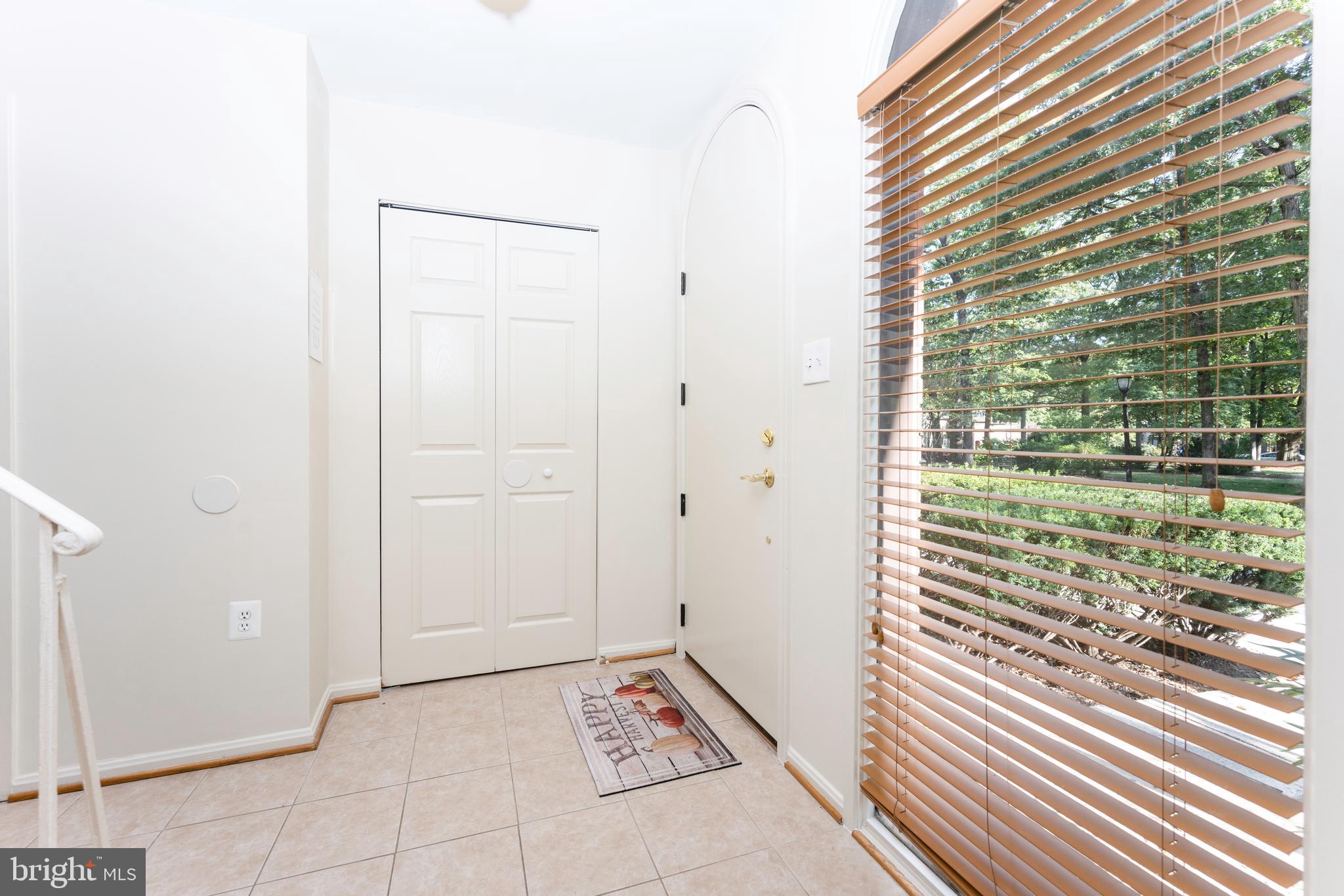 7980 Inverness Ridge Road Potomac, MD 20854 - Photo 3 of 36 Inviting foyer with coat closet and large window