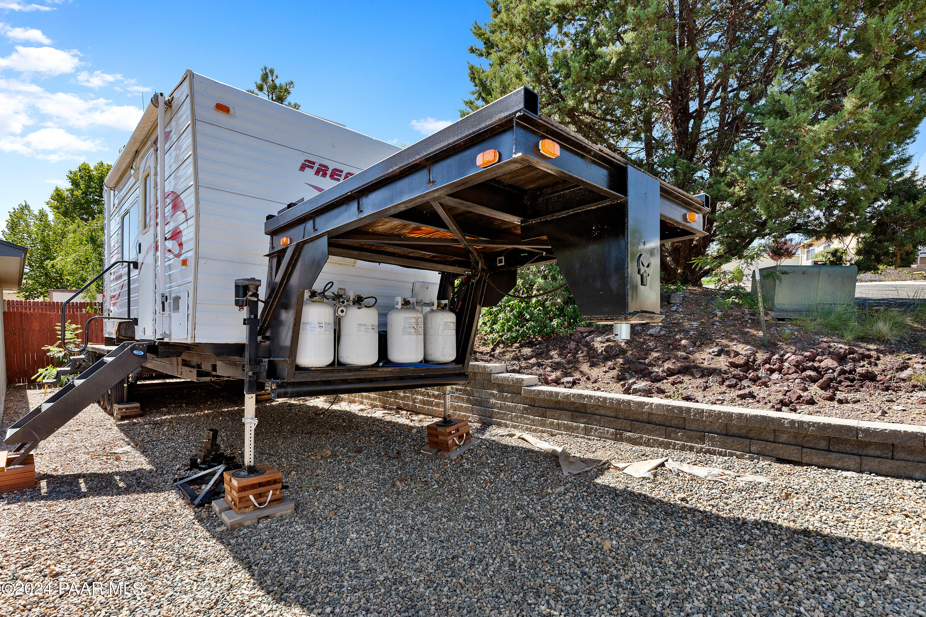 3173 Shiloh Road Prescott, AZ 86301 - Photo 16 of 20 RV Parking