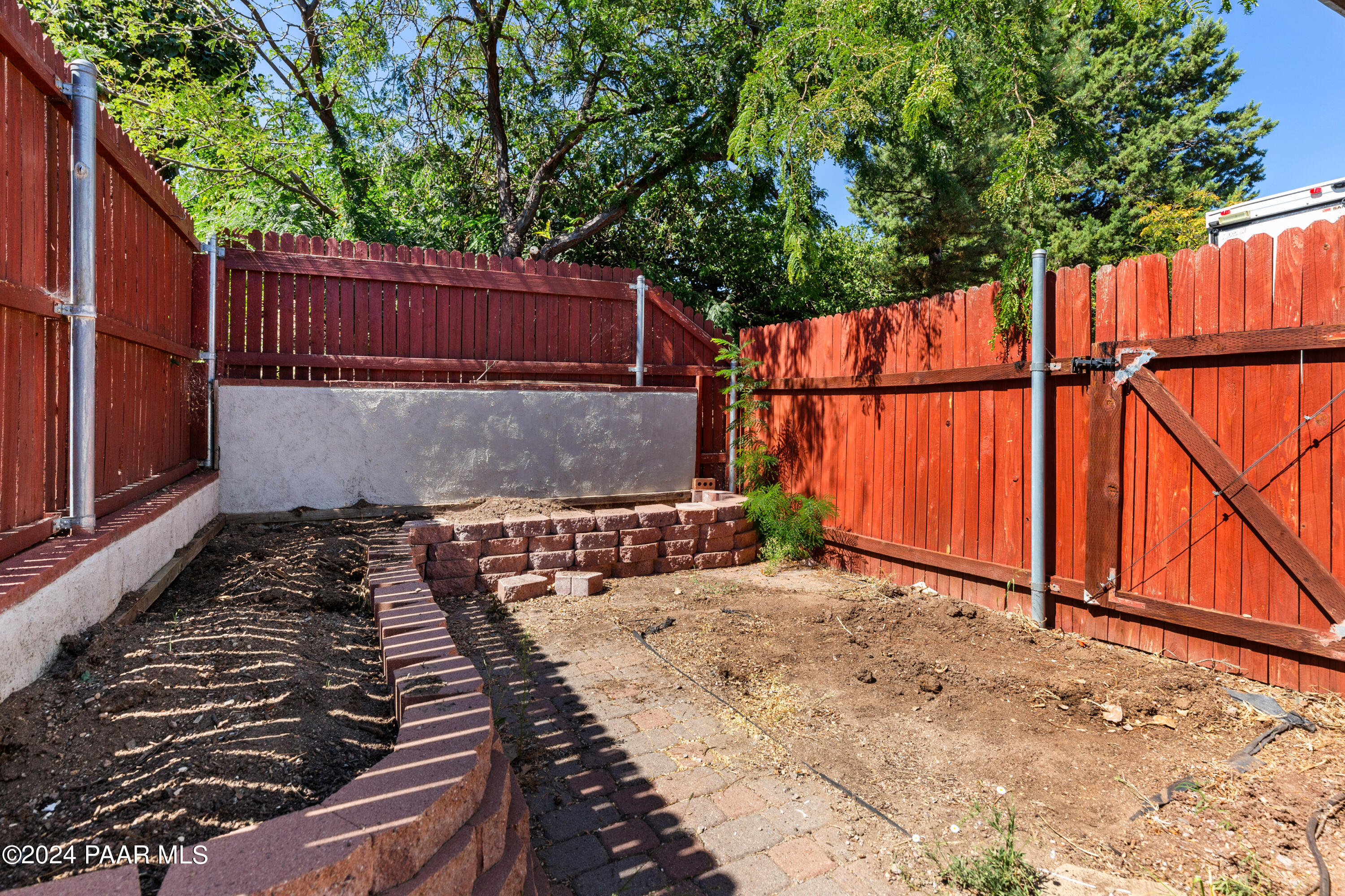 3173 Shiloh Road Prescott, AZ 86301 - Photo 17 of 20 Backyard