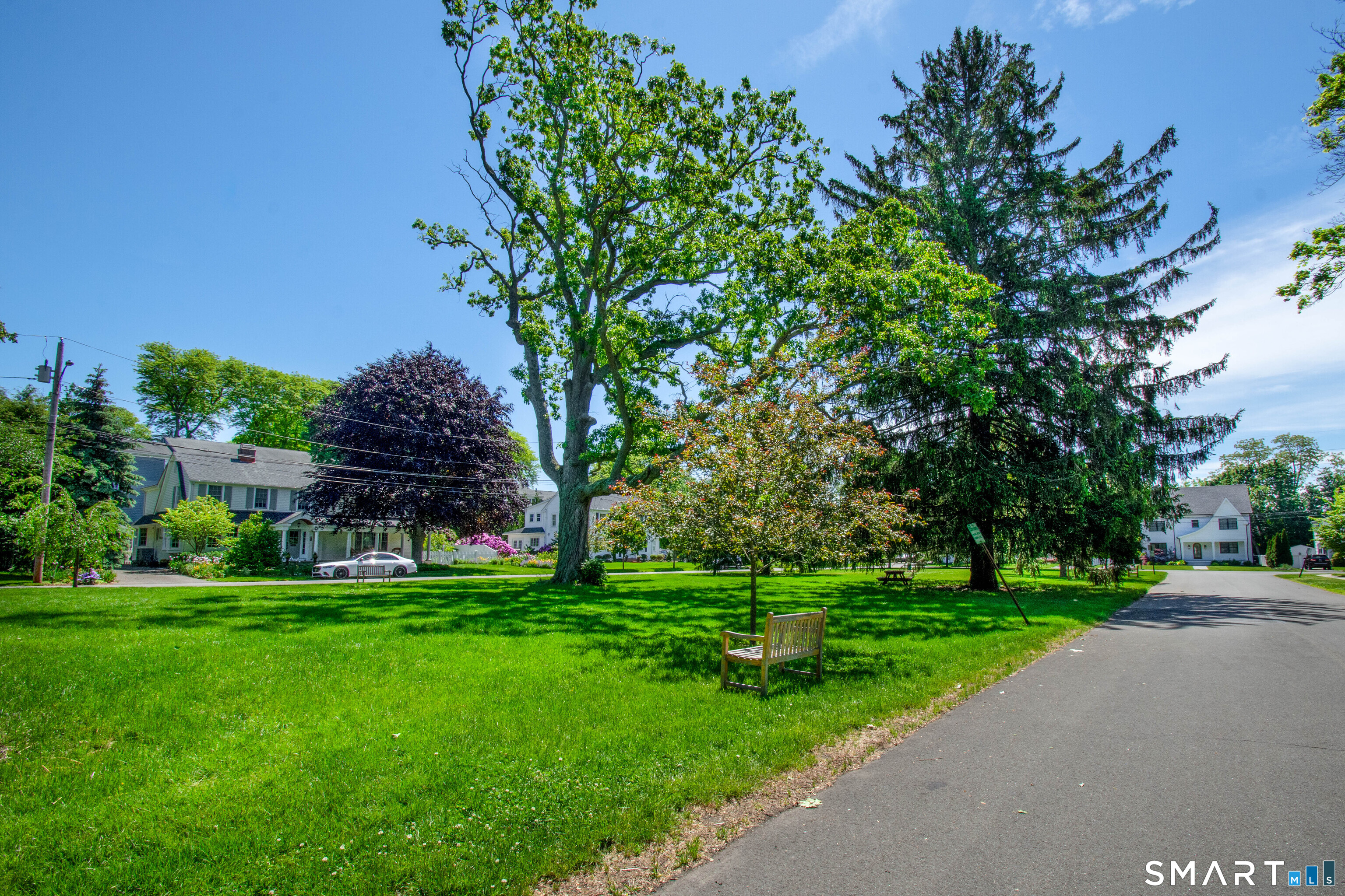 164 Ludlowe Road Fairfield, CT 06824 - Photo 37 of 40
