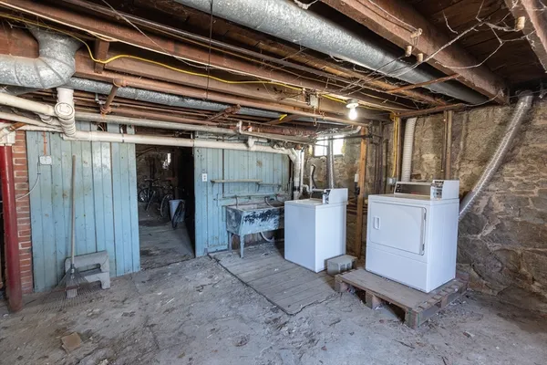 $3,200 | 5 Lothrop Street, Unit 3, Plymouth, MA 02360