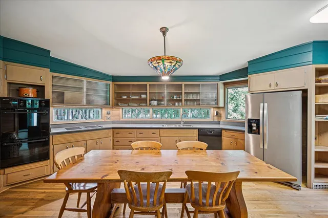 $1,550,000 | 764 Boal Parkway, Winnetka, IL 60093