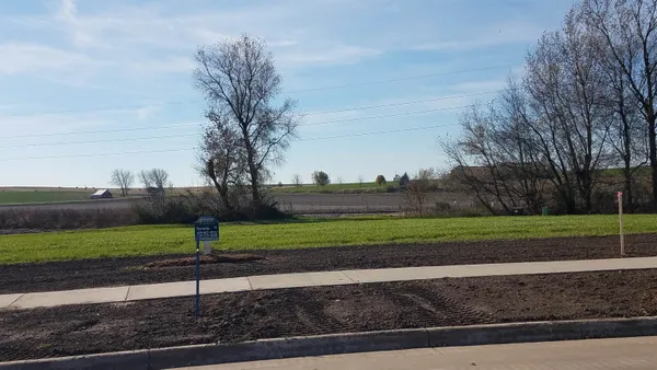 $99,000 | 835 Capitol Drive, Dane, WI 53529