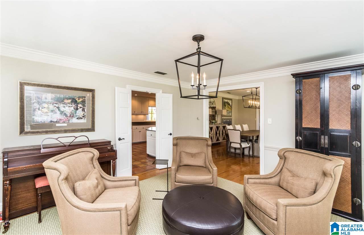 2428 Chestnut Road Birmingham, AL 35216 - Photo 5 of 42