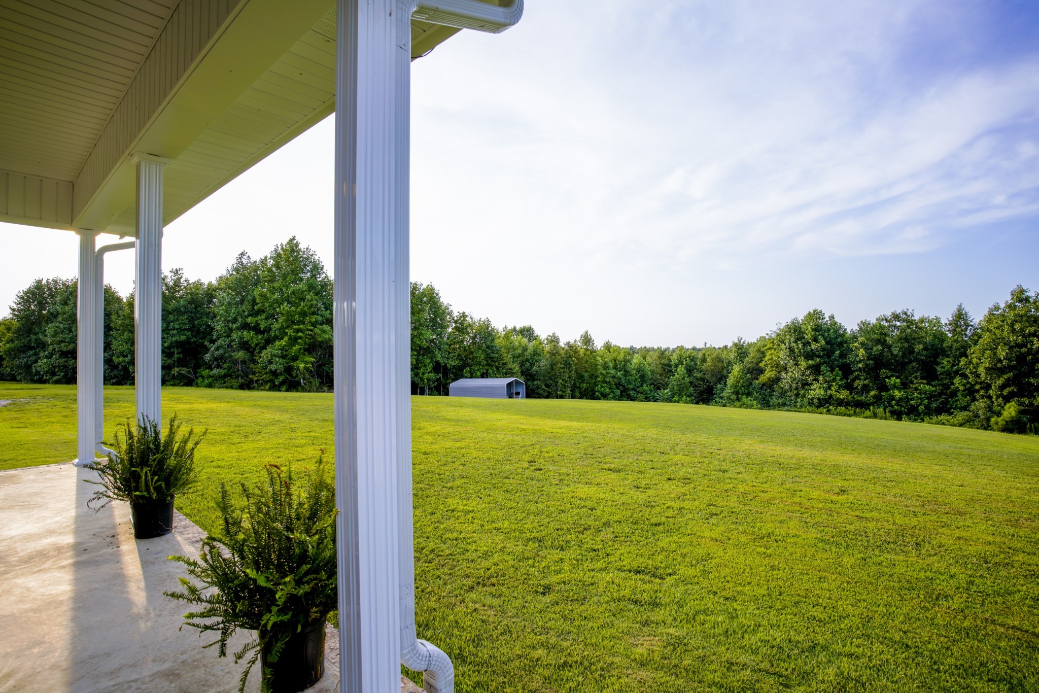 108 Eagle Drive Waynesboro, TN 38485 - Photo 25 of 29 a view of a city and an ocean from a balcony