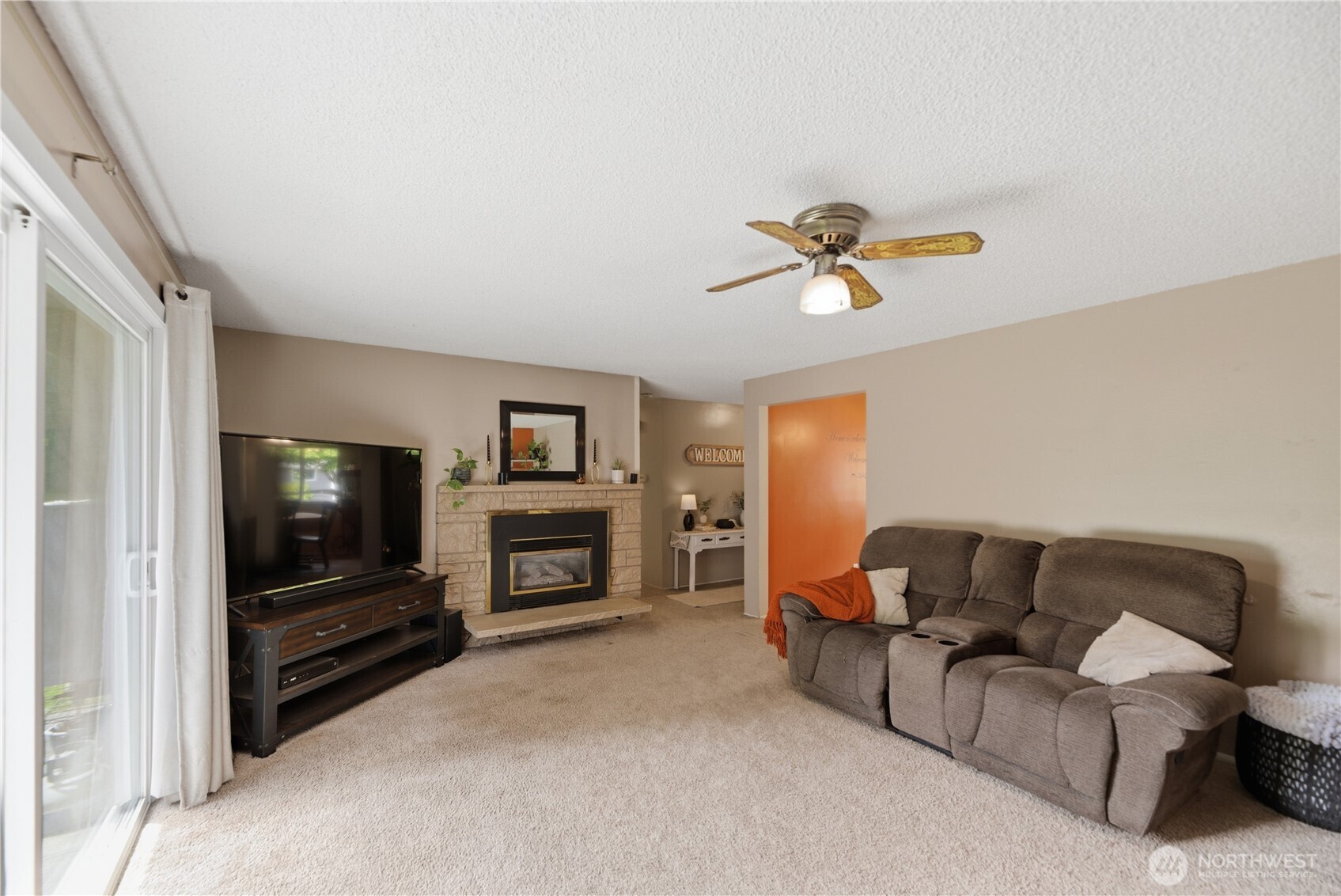 12264 156th Avenue Southeast Renton, WA 98059 - Photo 18 of 35