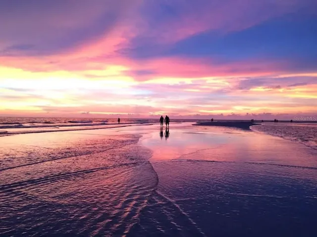 a view of an ocean view