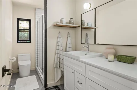 $2,895,000 | 4035 East McDonald Drive, Phoenix, AZ 85018