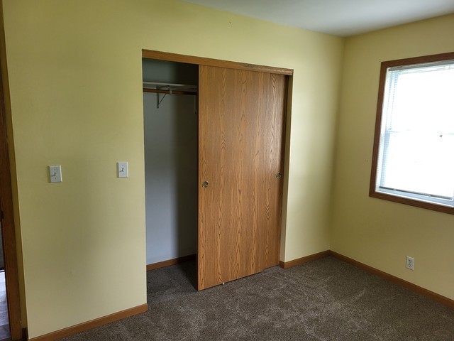 129 Country Court Seneca, IL 61360 - Photo 8 of 10