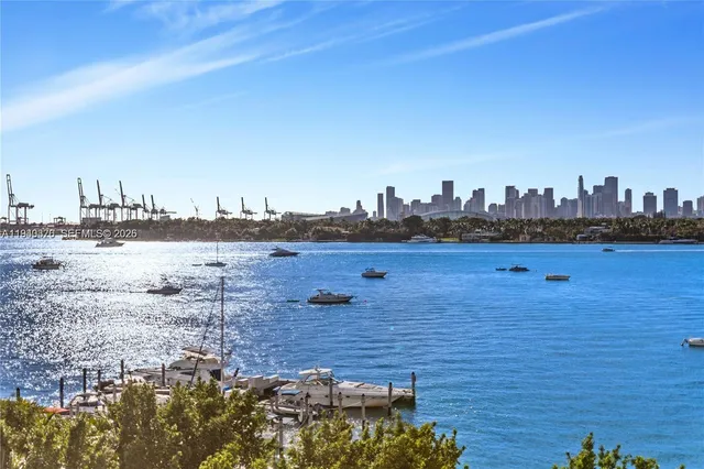 $339,000 | 1000 West Avenue, Unit 520, Miami Beach, FL 33139