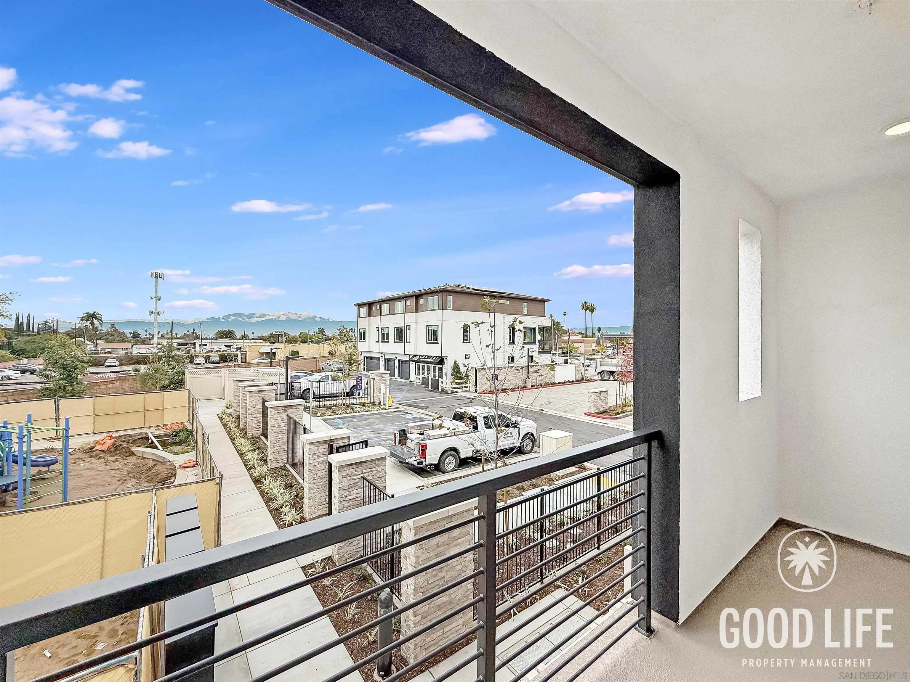 9512 Hannah Way Riverside, CA 92504 - Photo 7 of 19