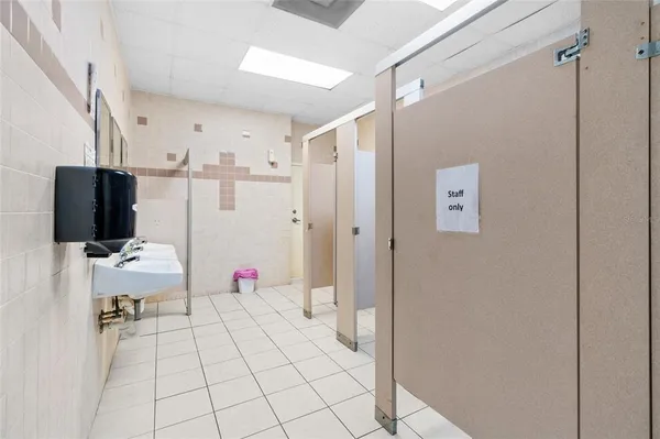 a bathroom with a sink and a toilet