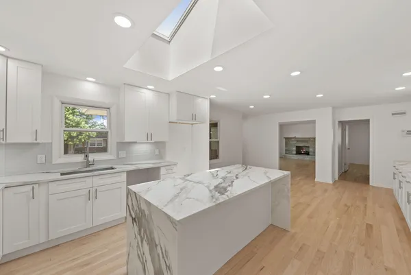 $849,000 | 1501 Shore Drive, New Buffalo, MI 49117