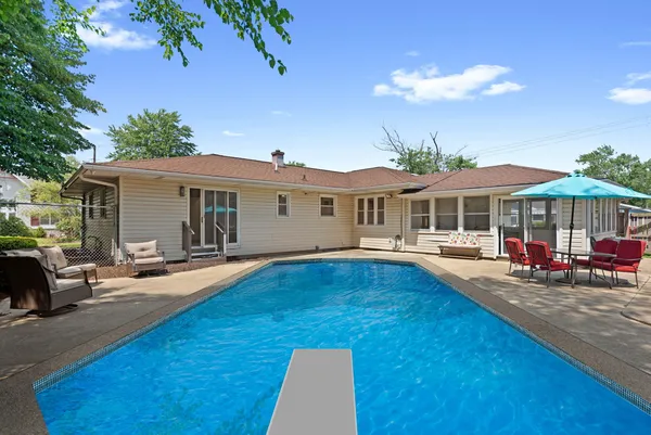 $849,000 | 1501 Shore Drive, New Buffalo, MI 49117