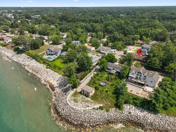 $849,000 | 1501 Shore Drive, New Buffalo, MI 49117