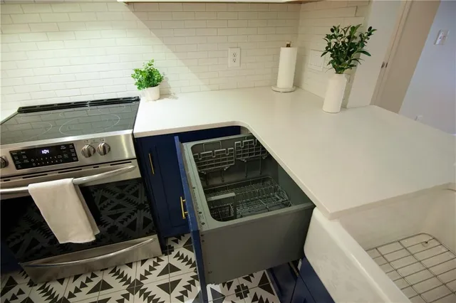 $216,000 | 1025 McGill Park Avenue Northeast, Atlanta, GA 30312