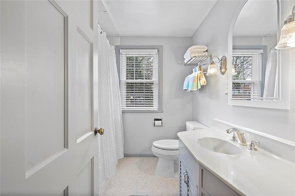 207 Siebert Road Pittsburgh, PA 15237 - Photo 18 of 25