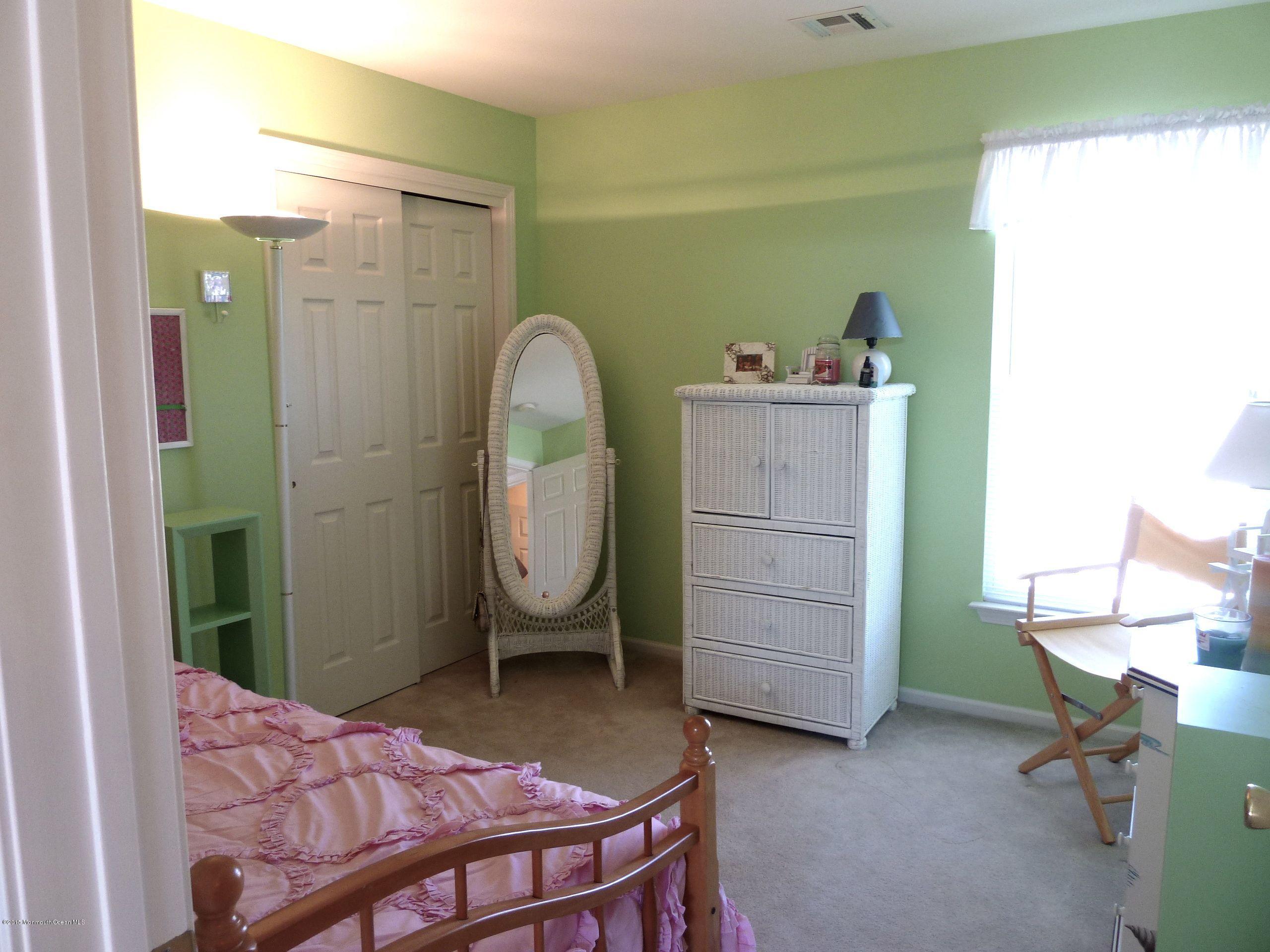 43 Mandalay Road Brick, NJ 08723 - Photo 21 of 37 Bedroom