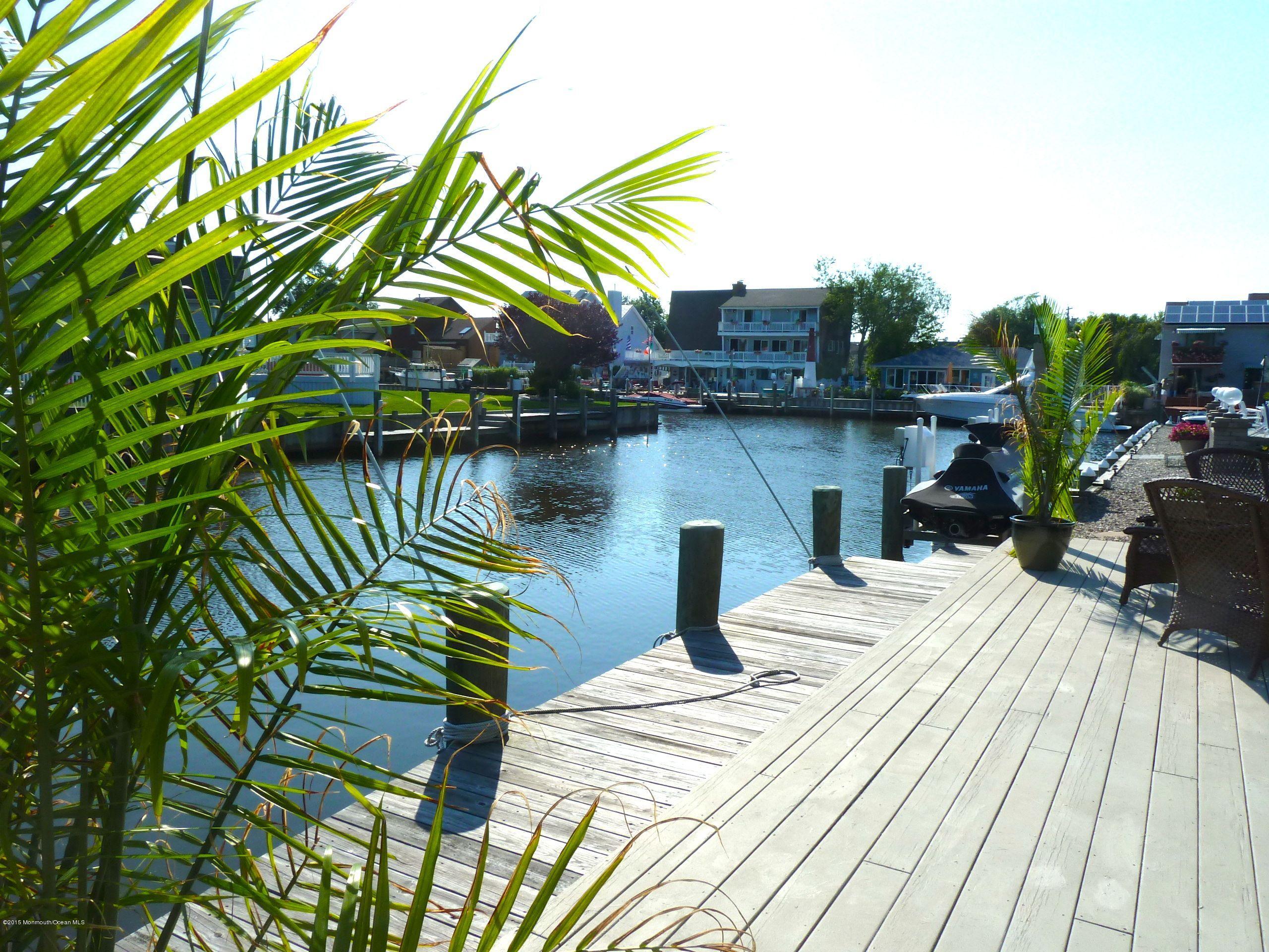 43 Mandalay Road Brick, NJ 08723 - Photo 25 of 37 Lagoon:Deck