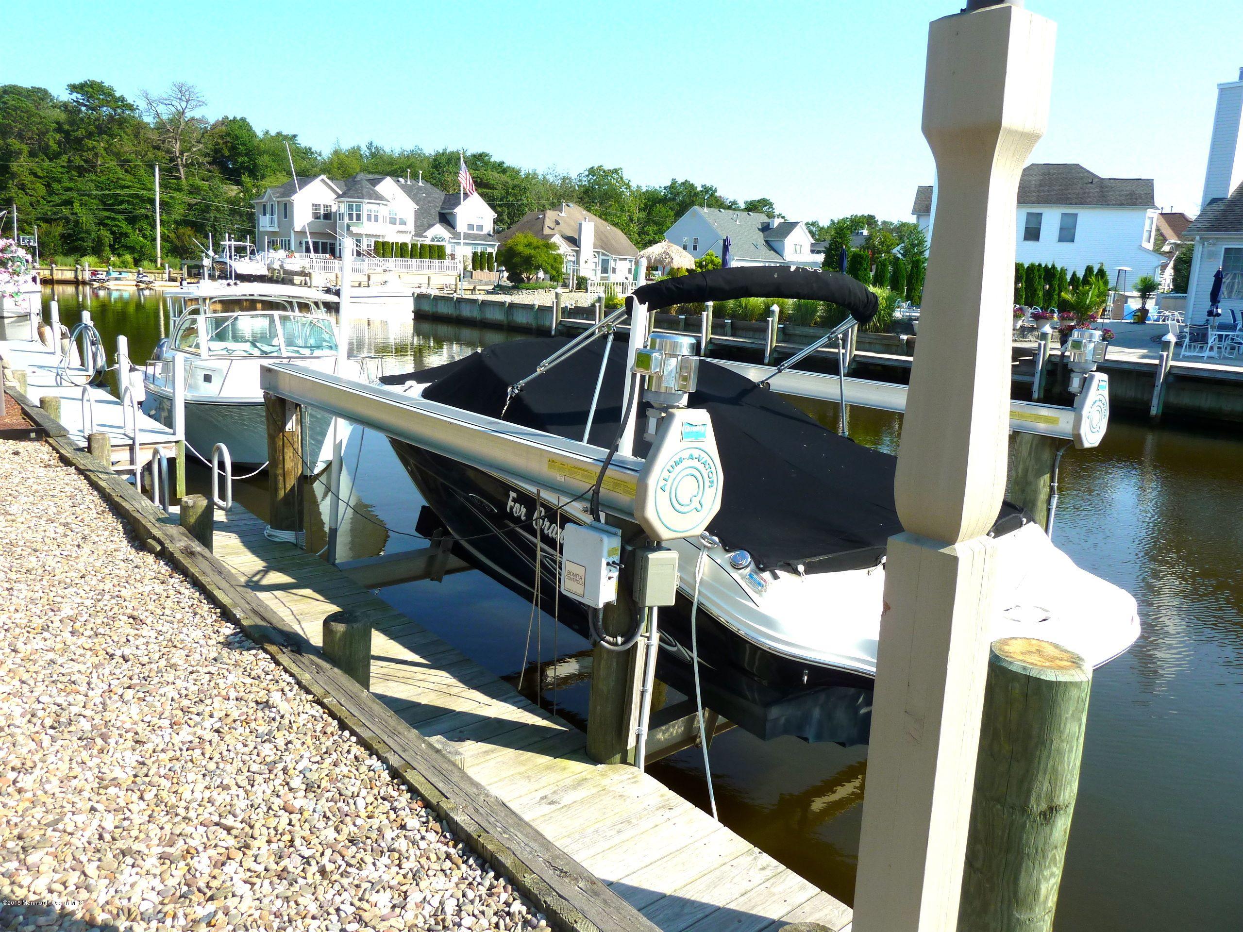 43 Mandalay Road Brick, NJ 08723 - Photo 27 of 37 Boat lift