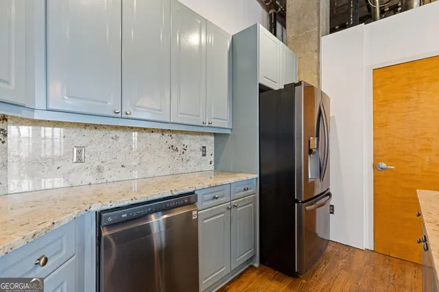 $299,000 | 3235 Roswell Road Northeast, Unit 818, Atlanta, GA 30305