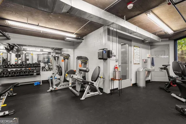 $299,000 | 3235 Roswell Road Northeast, Unit 818, Atlanta, GA 30305