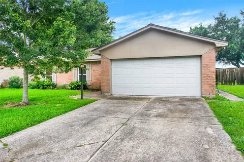 $265,000 | 6219 Silver Leaf Drive, League City, TX 77573