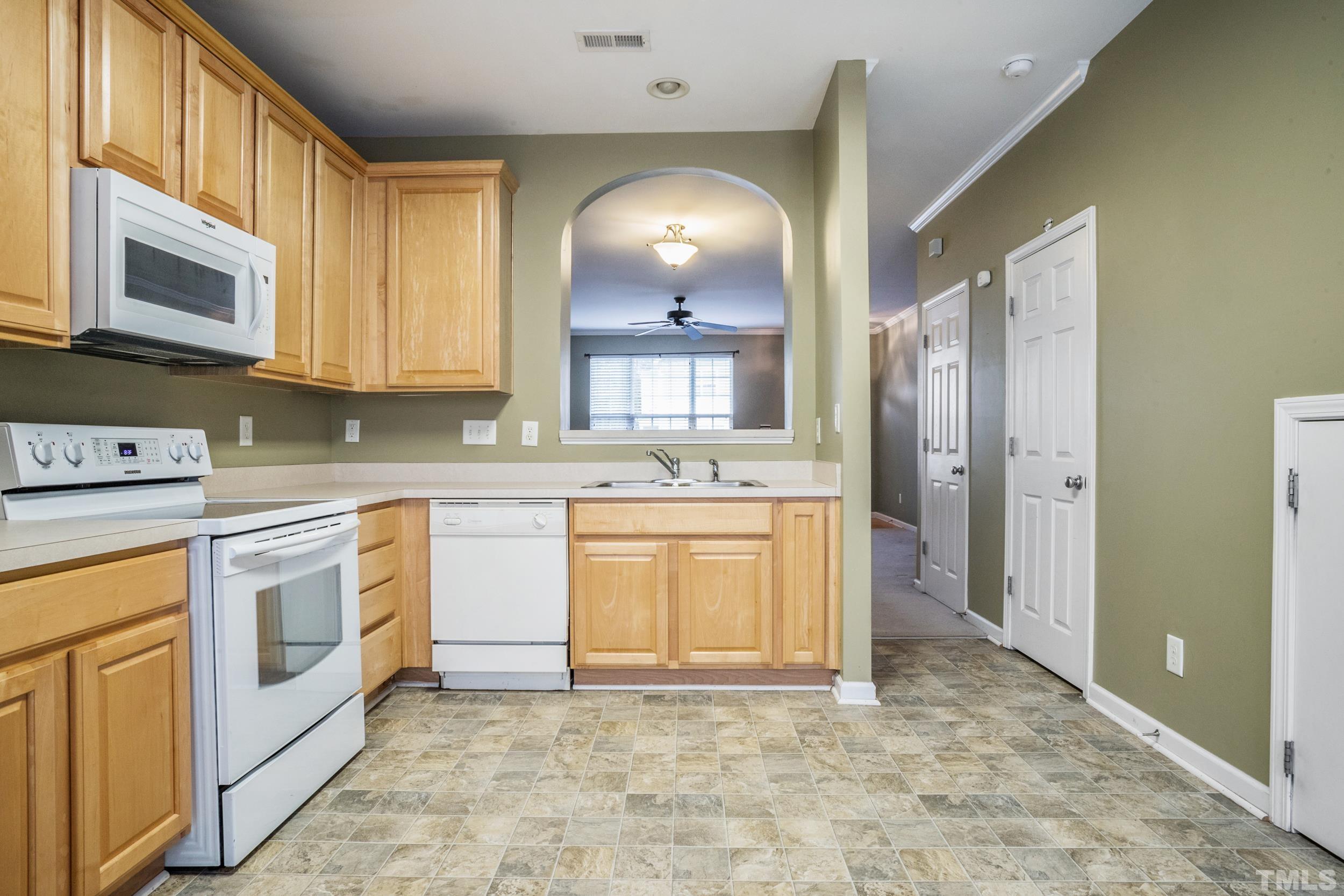 8248 City Loft Court Raleigh, NC 27613 - Photo 9 of 18 Gallery Image 9