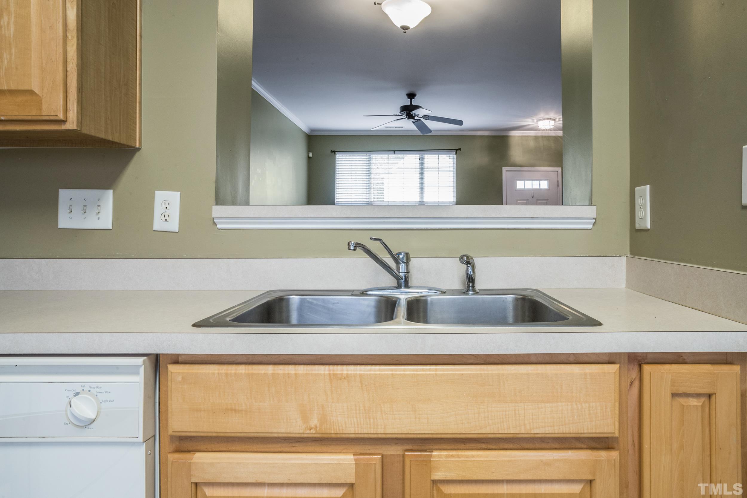 8248 City Loft Court Raleigh, NC 27613 - Photo 10 of 18 Gallery Image 10