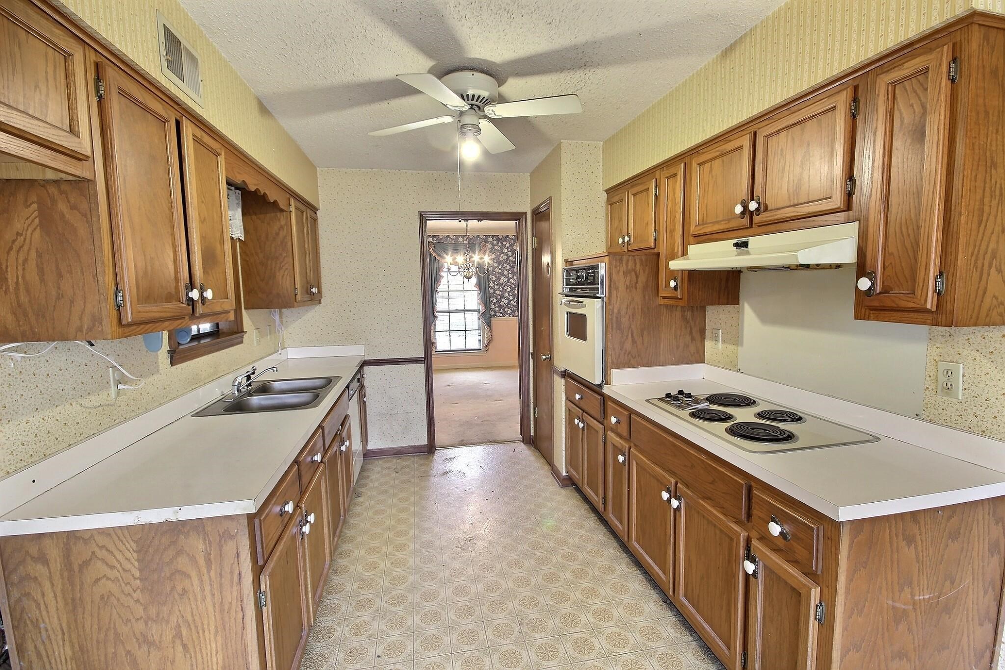 522 King Ridge Drive Collierville, TN 38017 - Photo 3 of 22 Gallery Image 3