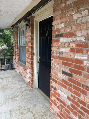 $1,200 | 1601 Enfield Road, Unit 5, Austin, TX 78703
