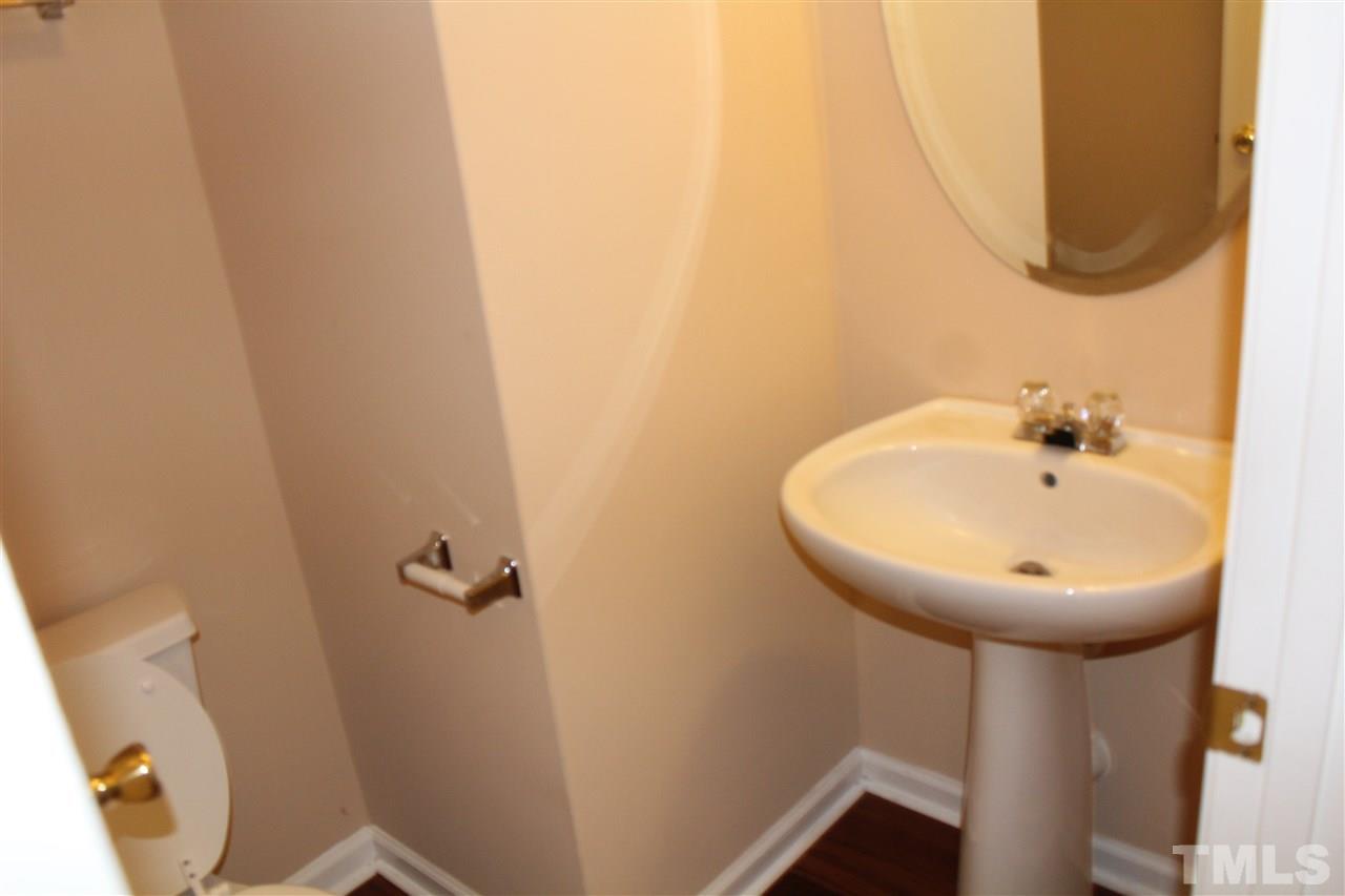 8116 Bright Oak Trail Raleigh, NC 27616 - Photo 12 of 20 Gallery Image 12
