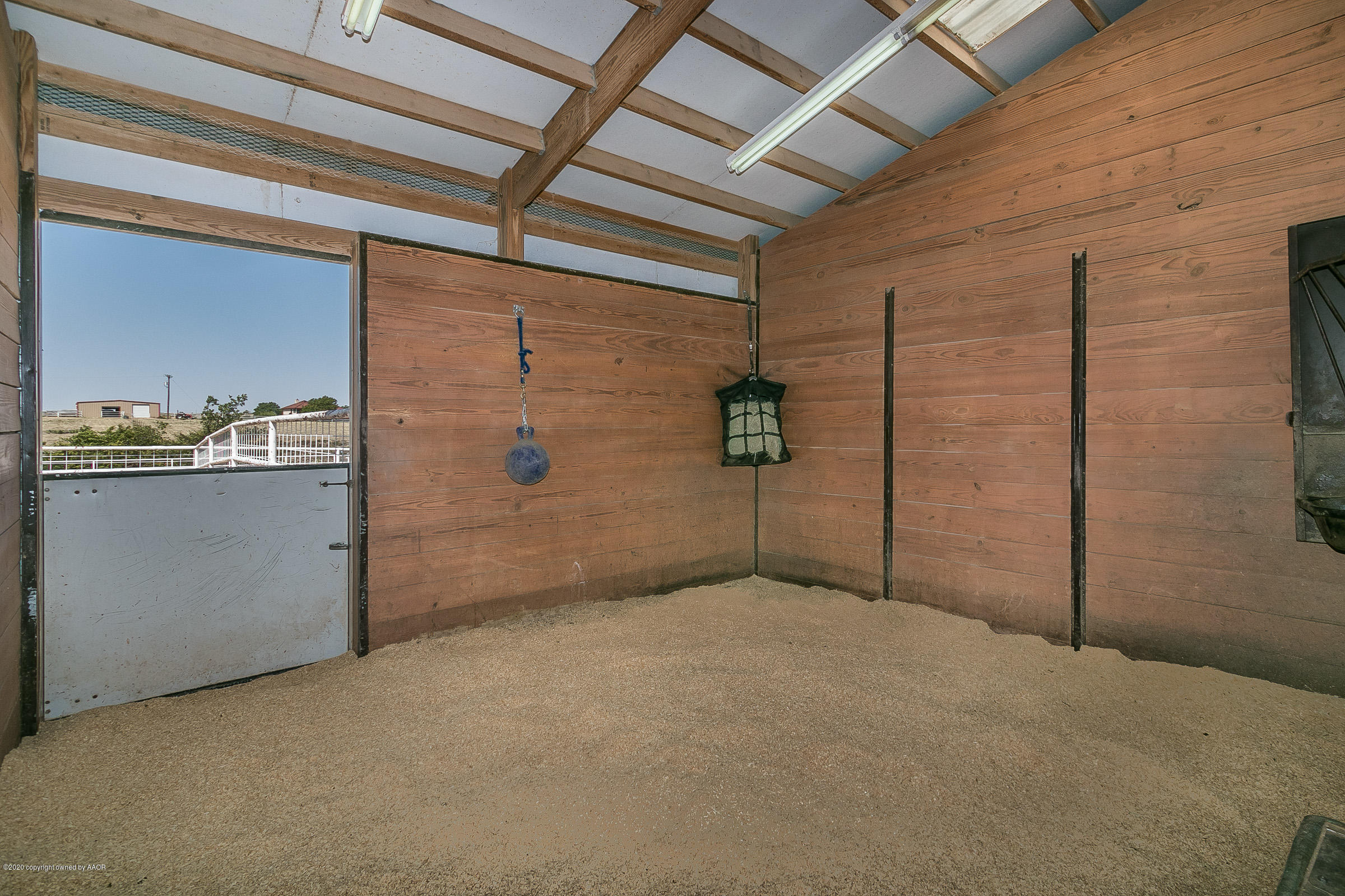 66 Helium Road Amarillo, TX 79124 - Photo 60 of 75 039_Horse Stall