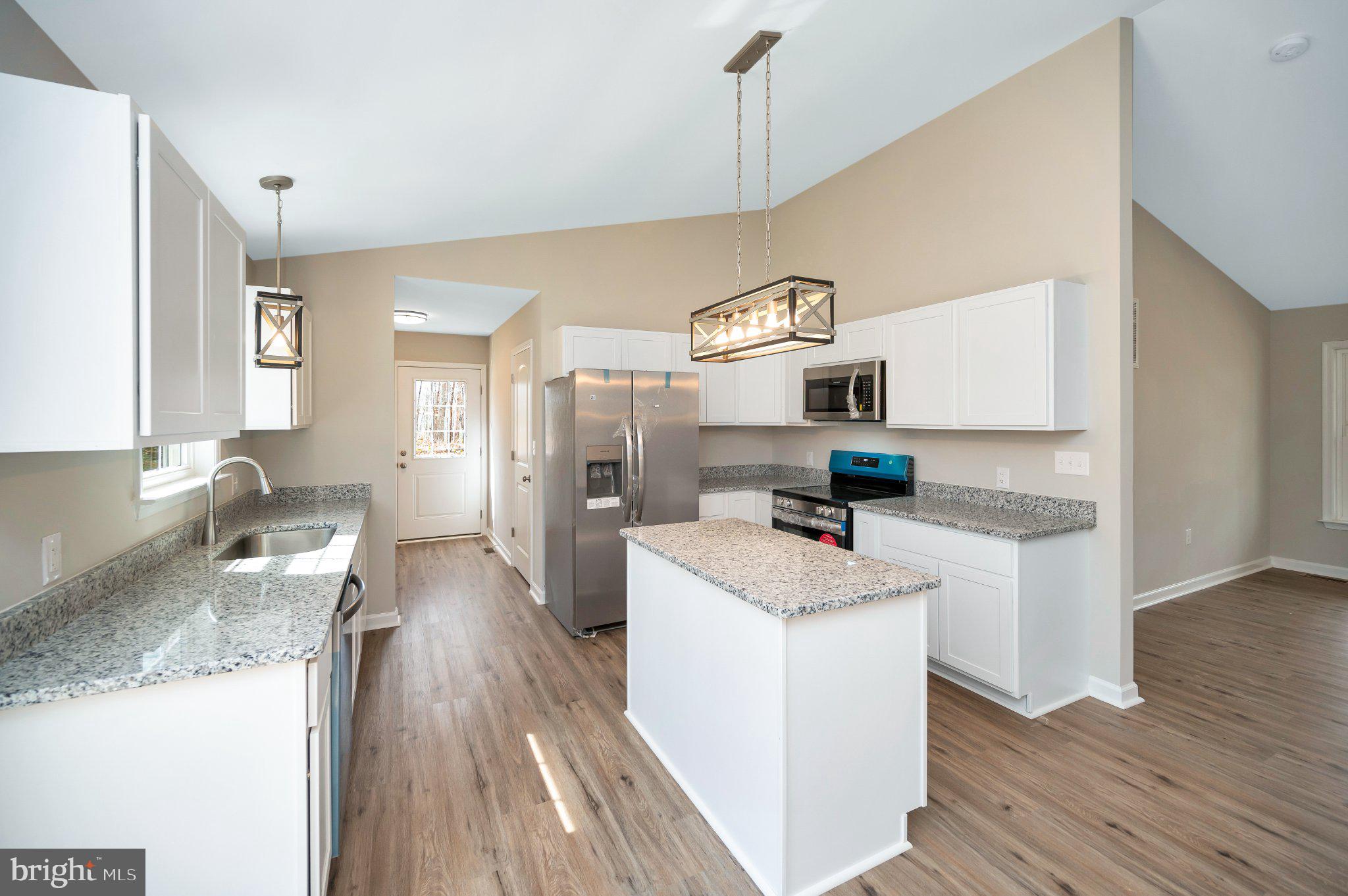 28150 Tatum Road Unionville, VA 22567 - Photo 10 of 28 Modern kitchen with sleek finishes.
