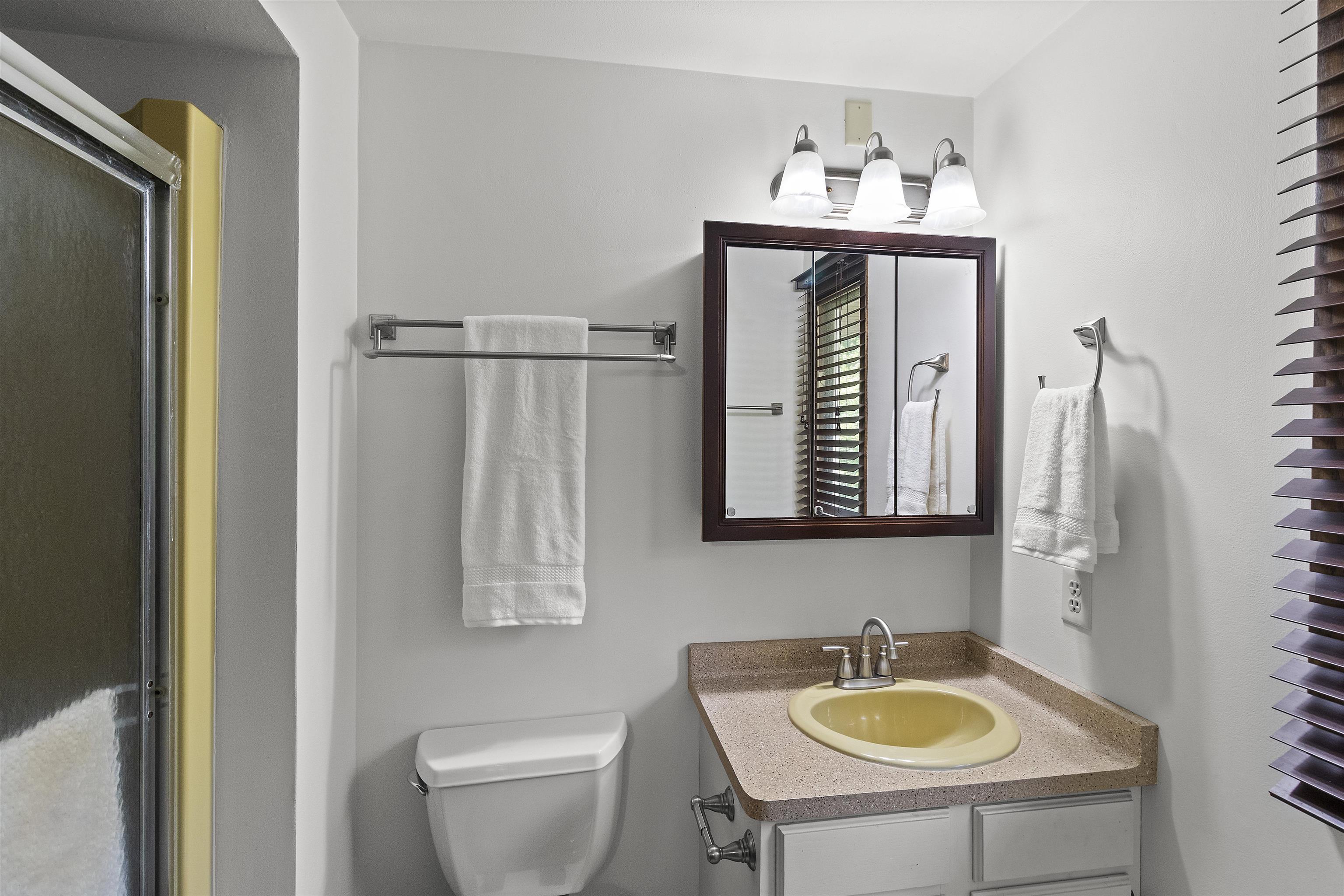 933 East Capitol Drive Appleton, WI 54911 - Photo 25 of 46