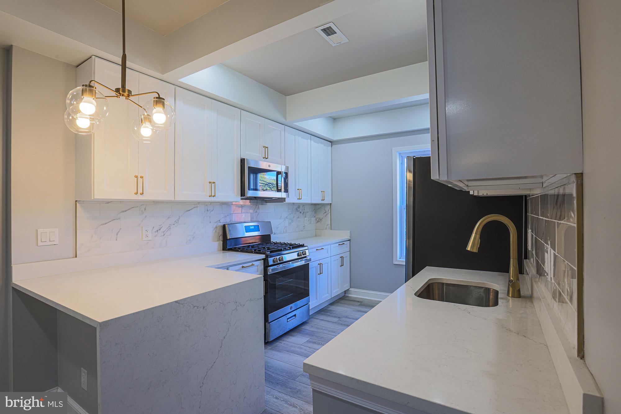 4622 Belair Road Baltimore, MD 21206 - Photo 15 of 36 Kitchen